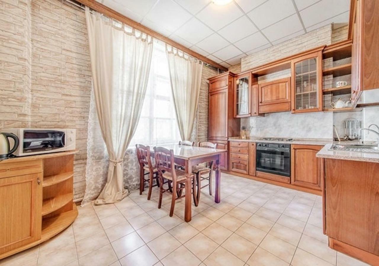 Apartments In The Center Of Minsk On Nezavisimosti 12 Esterno foto