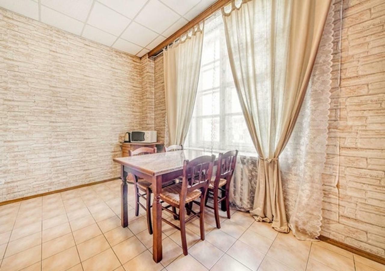 Apartments In The Center Of Minsk On Nezavisimosti 12 Esterno foto
